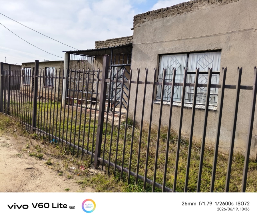 3 Bedroom Property for Sale in Theunissen Free State